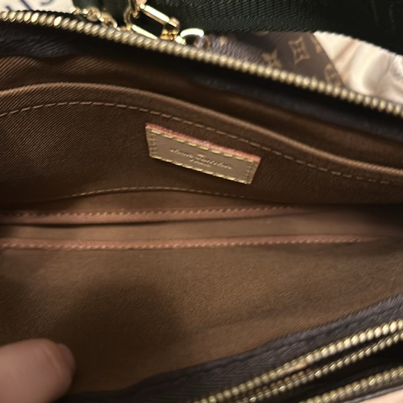 Louis Vuitton Multi Pochette Accessoires never worn. In box. Genuine - Picture 12 of 12